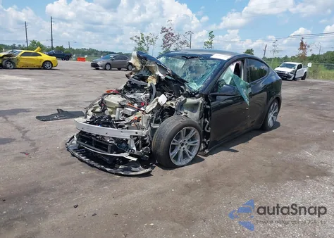 2023 Tesla Model Y Awd/Long Range Dual Motor All-Wheel Drive from USA, damaged, VIN 7SAYGAEE1PF632979